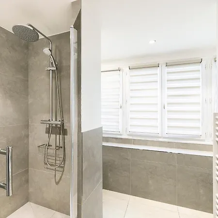 Apartment Livinparis - Luxury Ac 4 Bedrooms Le Marais I Paris