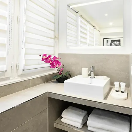 Livinparis - Luxury Ac 4 Bedrooms Le Marais I Apartment *